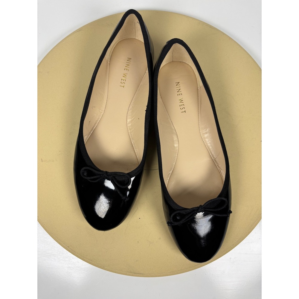 Nine West Classica Black Patent Ballet Flats Round Toe Bow Accent Size 7.5M